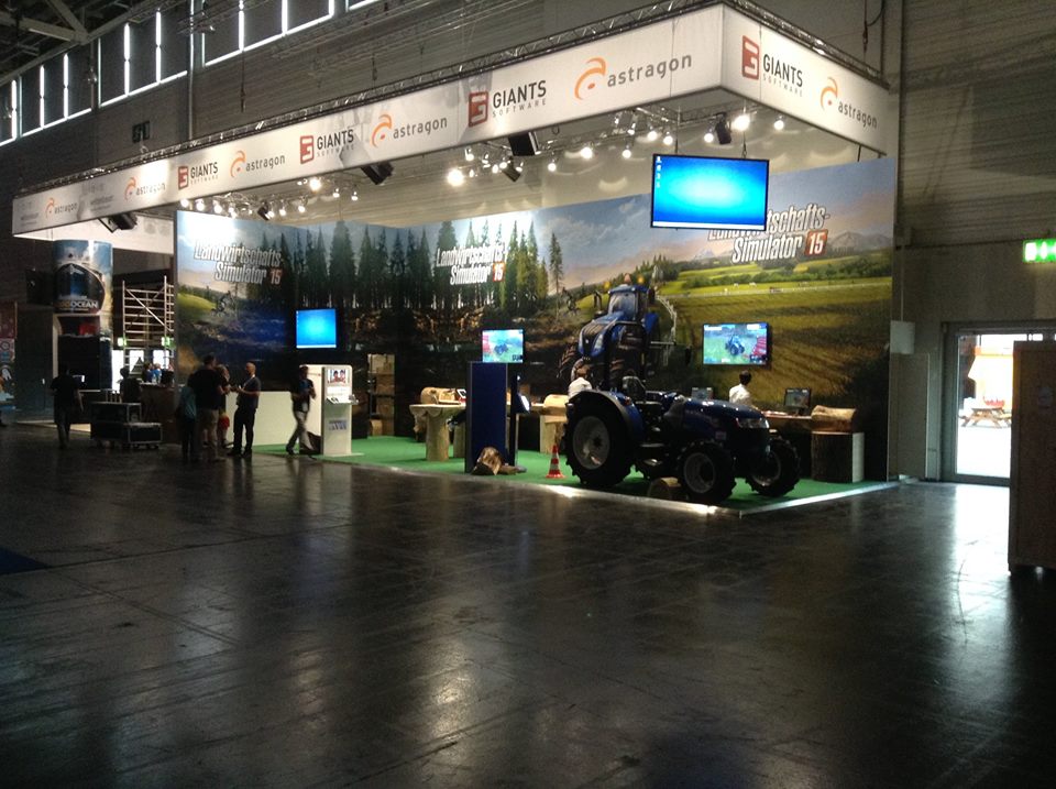 GamesCom 2014 MEssestand Giants