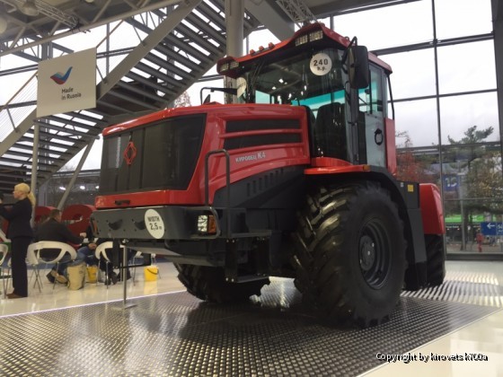 Kirovets K424 240 ps auf der Agritechnica 2017