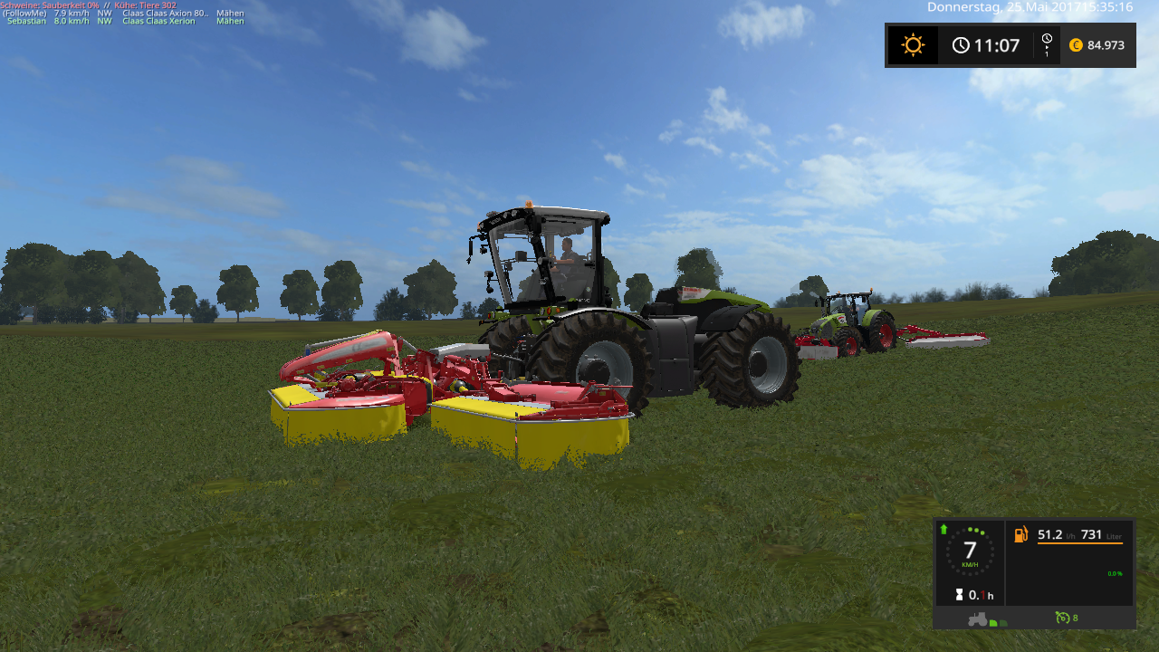 Claas Xerion und Axion am Gras mähen :D